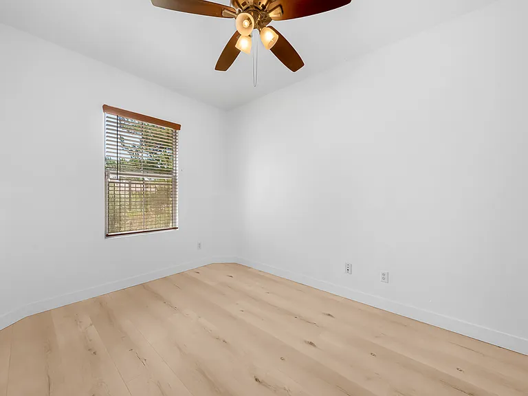 2281 Huntington Point Rd #139-1 — Photo 41