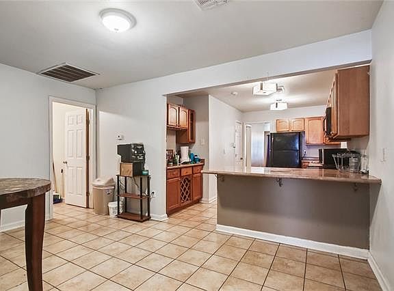4th image of 5621 Saint Roch Ave #23
