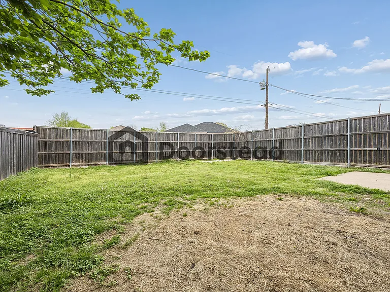 2803 Scottsbluff Dr — Photo 24