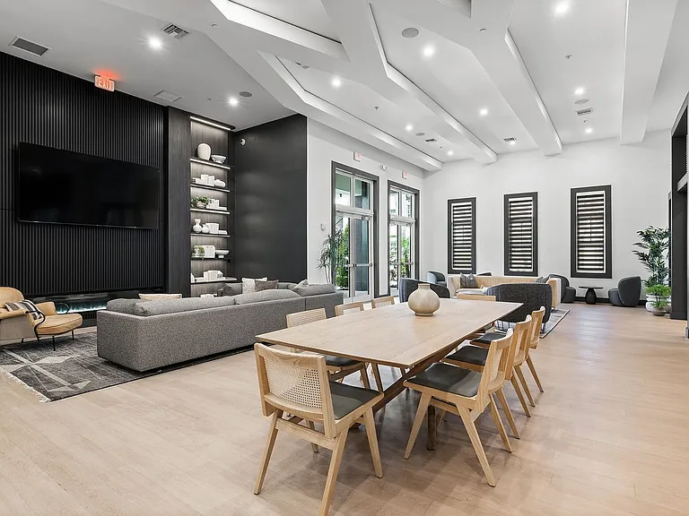Bell Miramar Place — Photo 40