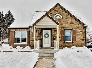 1004 N Dement Ave, Dixon, IL 61021