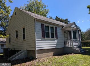 72 Hillcrest Ln, North East, MD 21901