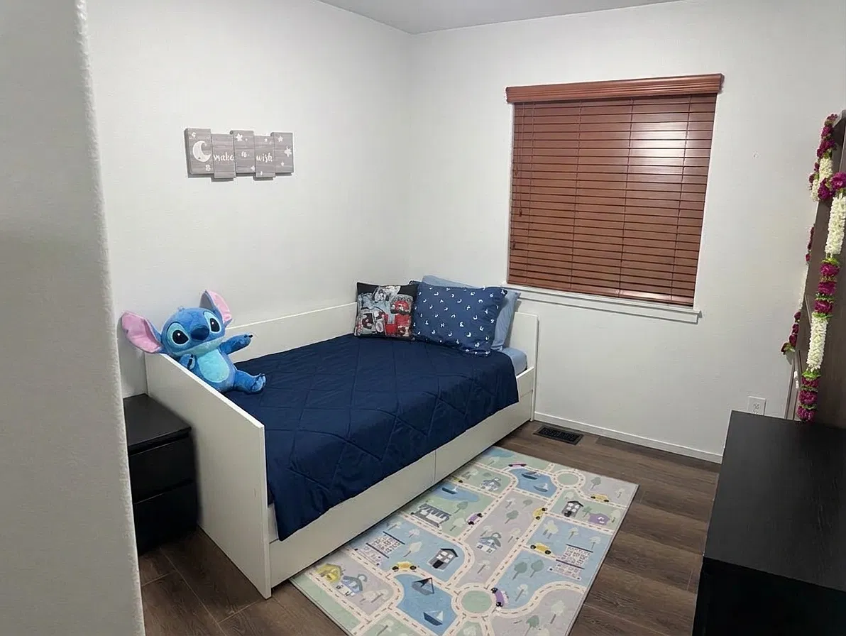 4 bed, 1505 sqft, $3,799 — Photo 4