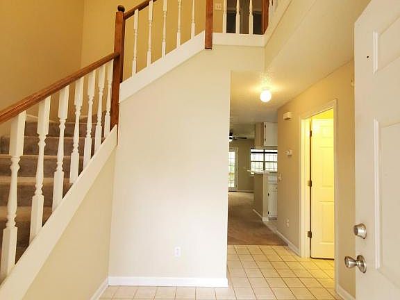 4th image of 48 Woodfield Pl