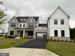 12140 Hanson Farm Dr, Gaithersburg, MD 20878