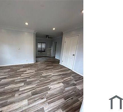 3rd image of 8012 S New Hampshire Ave #8012