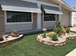 812 Avila Dr, Hemet, CA 92543