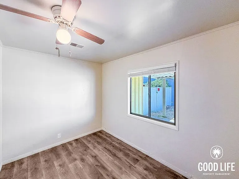 3895 King St — Photo 10