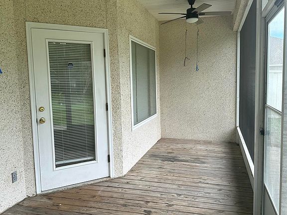3rd image of 423 Cobblestone Way