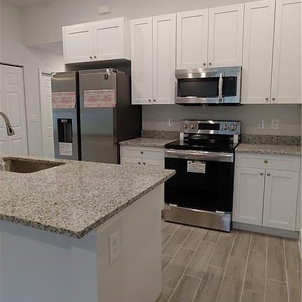 3rd image of 3714 SW 16th Pl #3714