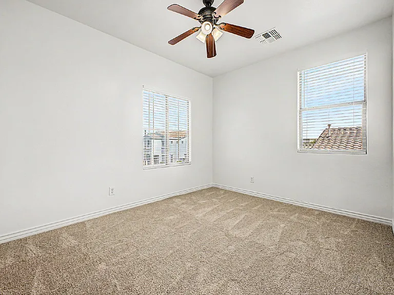 16124 N 180th Ln — Photo 29