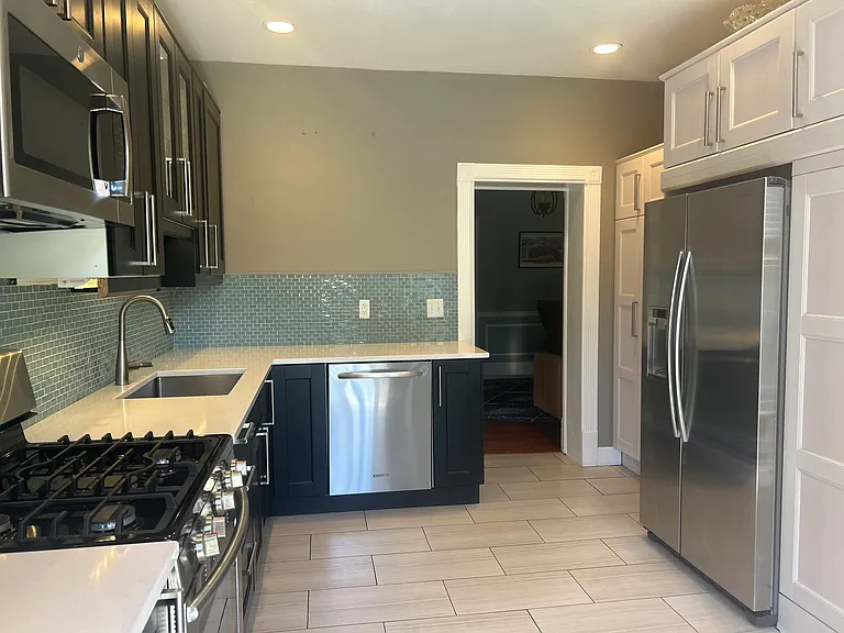 2242 N Ogden St — Photo 14