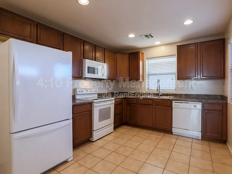 1774 S Seton Ave — Photo 9