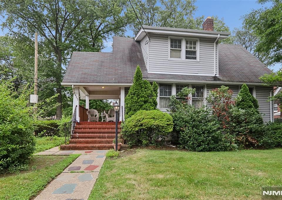 1st image of 485 River Rd