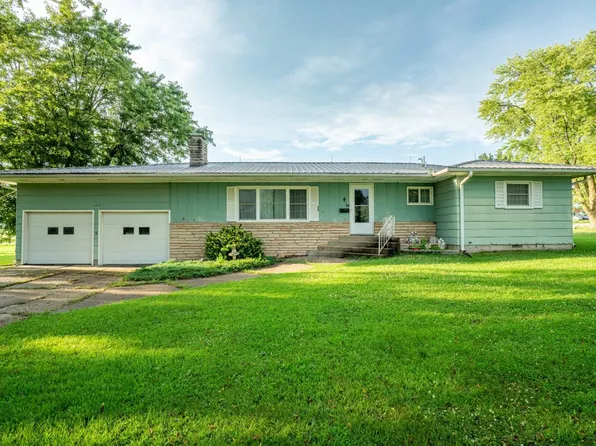 102 Markham Dr, Brookfield, MO 64628