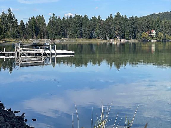 3rd image of 6 Sinclair Creek Rd