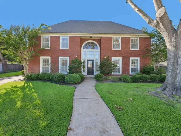 15 Sterling St, Sugar Land, TX 77479