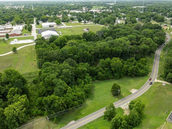 402 SE Highway 72 Hwy #1, Gravette, AR 72736