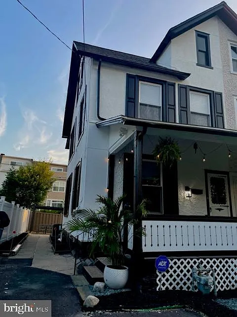 854 Summit Grove Ave