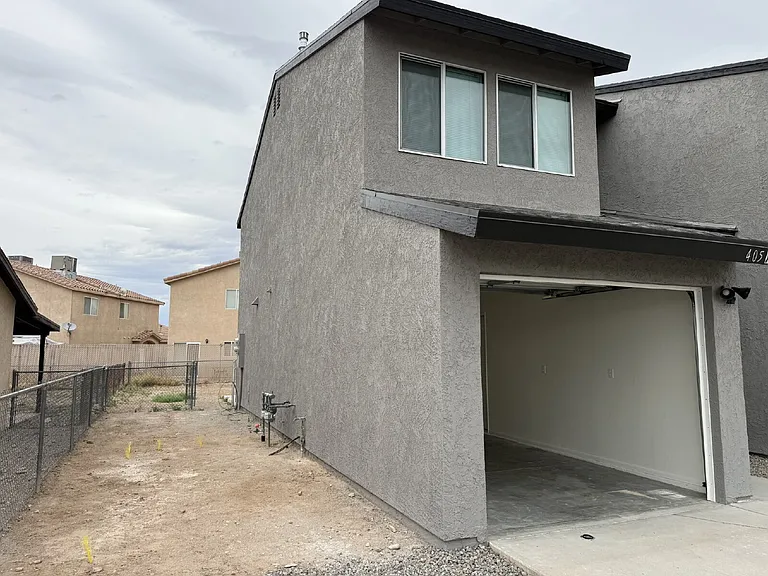 405 Anna Cir #A — Photo 20