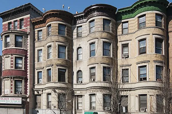 Rented by Perry Associates NYC Inc | media 15