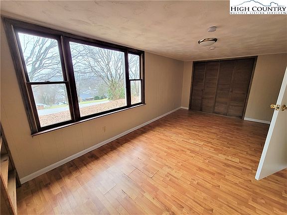 4th image of 153 Ridgewood Drive