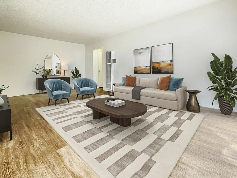 10138 Palms Blvd #2 — Photo 4