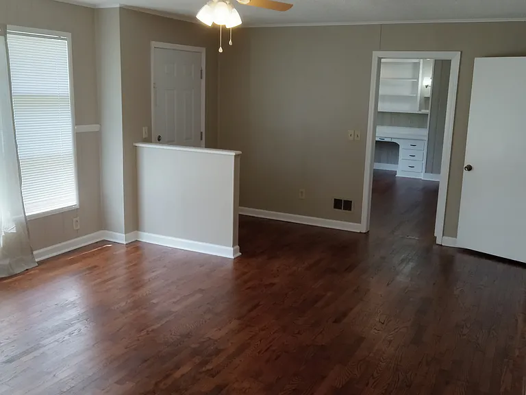 101 Townsend Dr — Photo 6