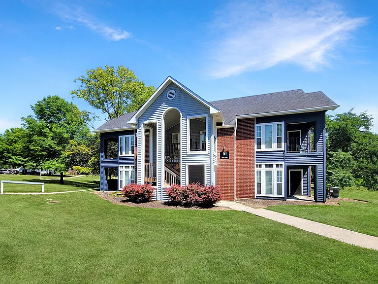Century Lake Apartment Homes — Photo 26