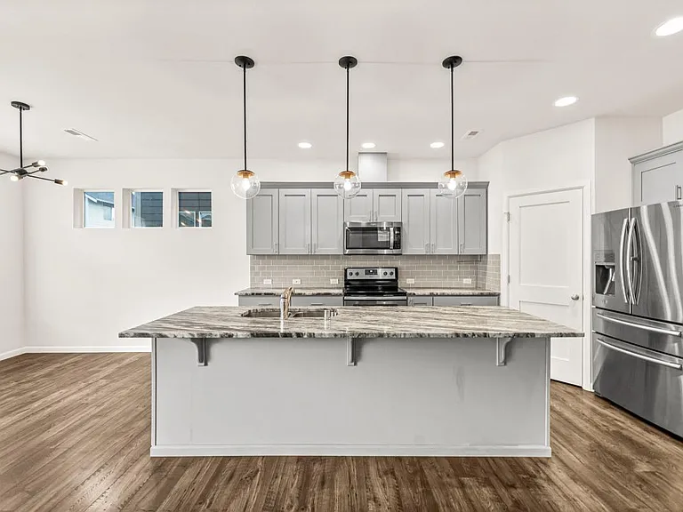 9966 Dain St SE — Photo 10