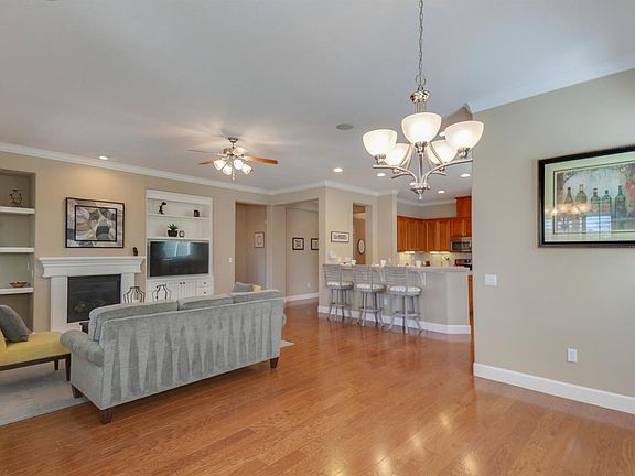 2nd image of 9022 Fallsmont Dr
