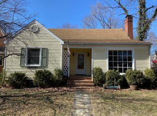 9 S Stewart St, Winchester, VA 22601