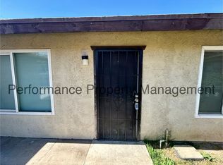 3817 K St #B, Bakersfield, CA 93301