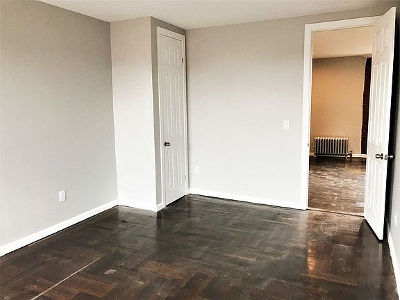 3rd image of 2401 Davidson Ave APT 2H