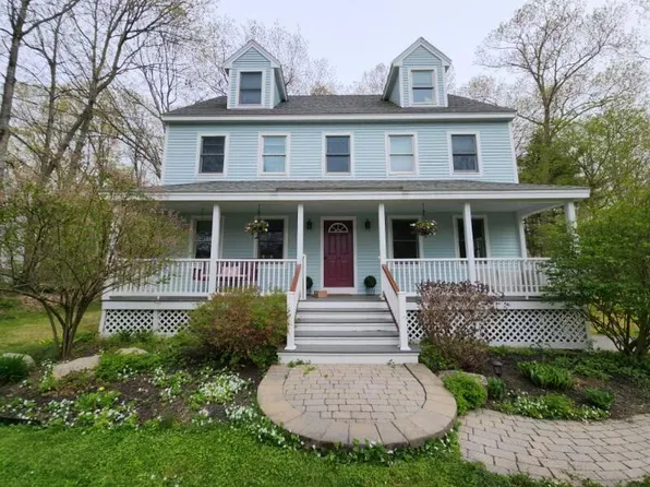 24 Donica Road, York, ME 03909