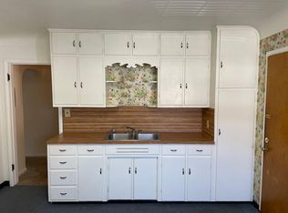 223 W Washington Ave APT C, Jackson, MI 49201