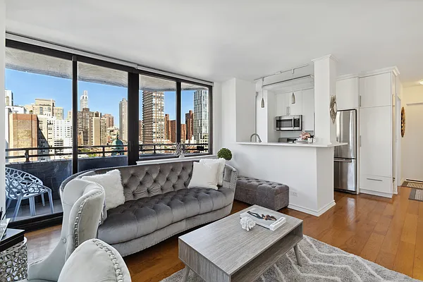 Rented by Compass | media 8