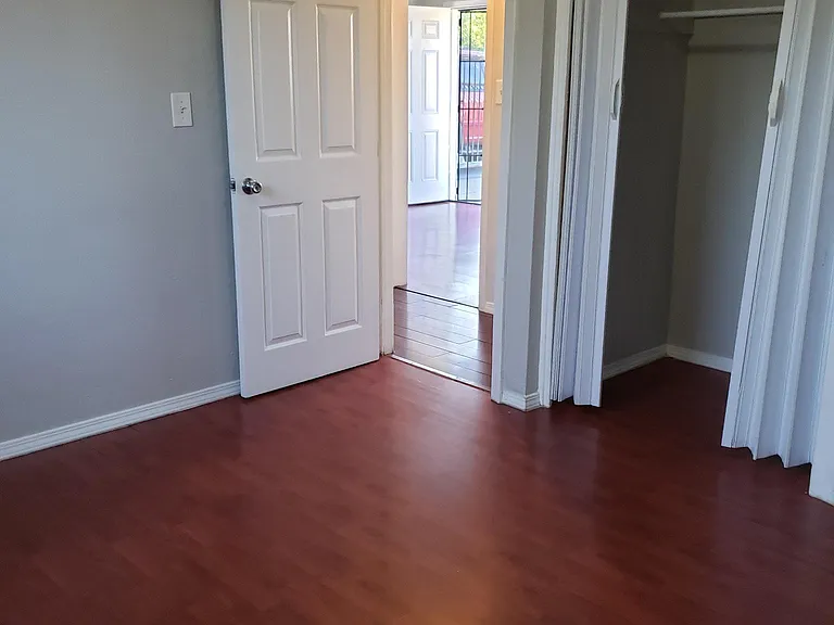 3128 Central Ave — Photo 3