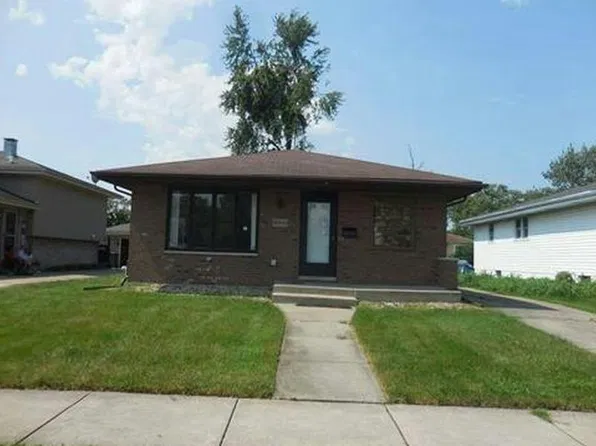 18440 Wildwood Ave, Lansing, IL 60438