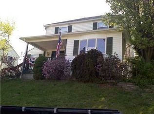 632 Independence Dr, Clairton, PA