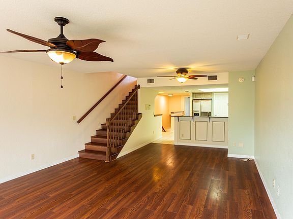 Living Room/Dining Space