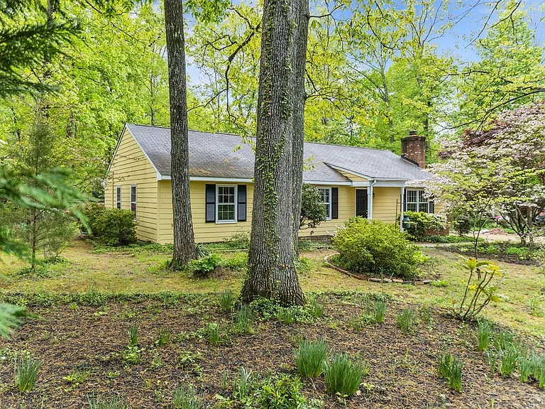 9201 Rattlesnake Rd — Photo 2