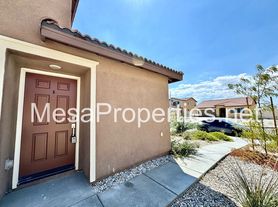 14173 Mustang Cir, Adelanto, CA