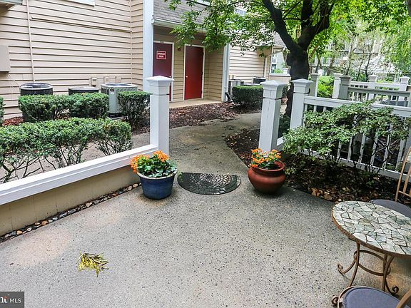 2nd image of 5821 Inman Park Cir APT 300
