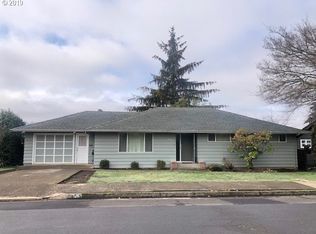 2860 Elinor St, Eugene, OR 97403