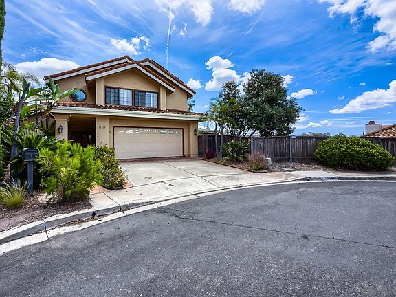 3rd image of 11323 Alejo Ln