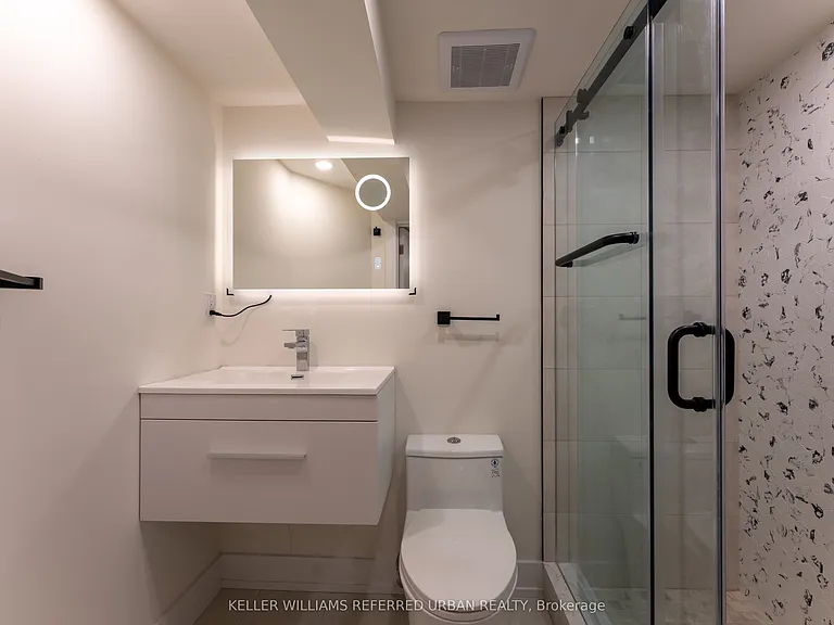 8 Doncaster Ave — Photo 16