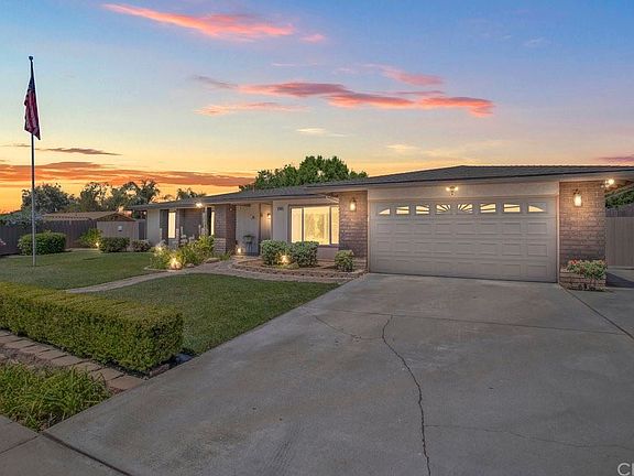 3rd image of 12346 Cambria Dr