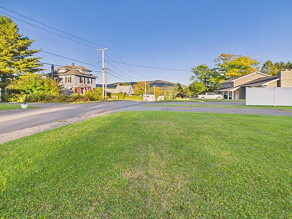 3rd image of 16 York Street