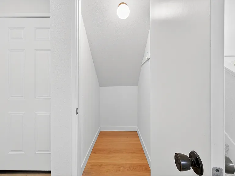 726 Buena Vista Pl — Photo 5